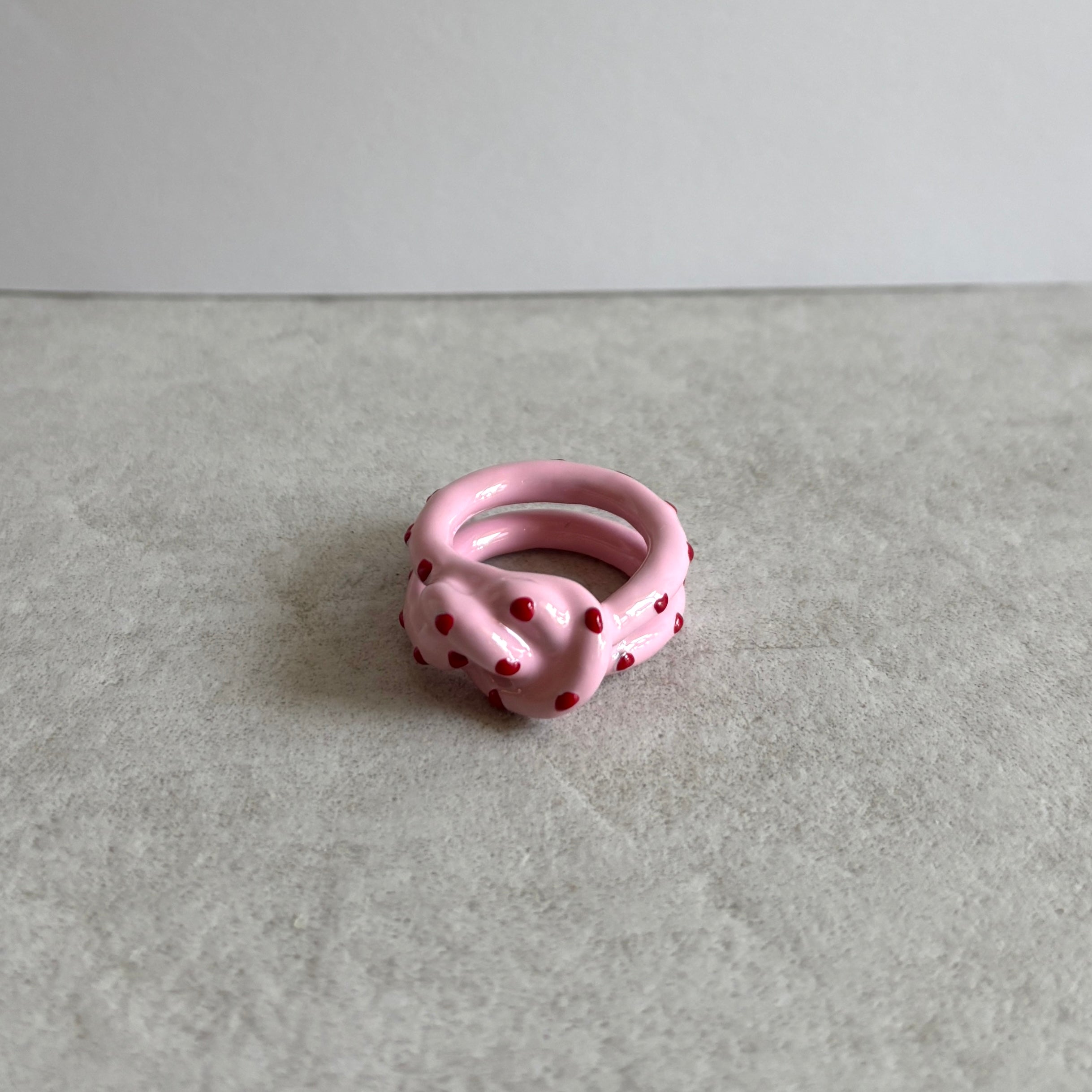 The Knotty Ring | Confused Heart